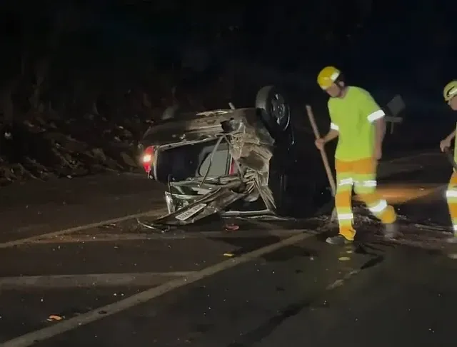 Imagem de compartilhamento para o artigo Motorista capota carro comprado horas antes e escapa sem ferimentos graves na BR-163, em Rio Verde da MS Todo dia